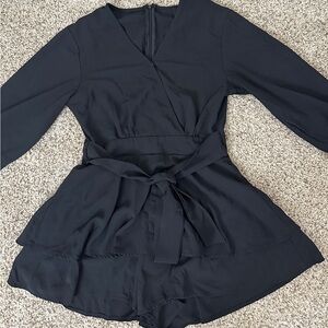 Womens black romper size small